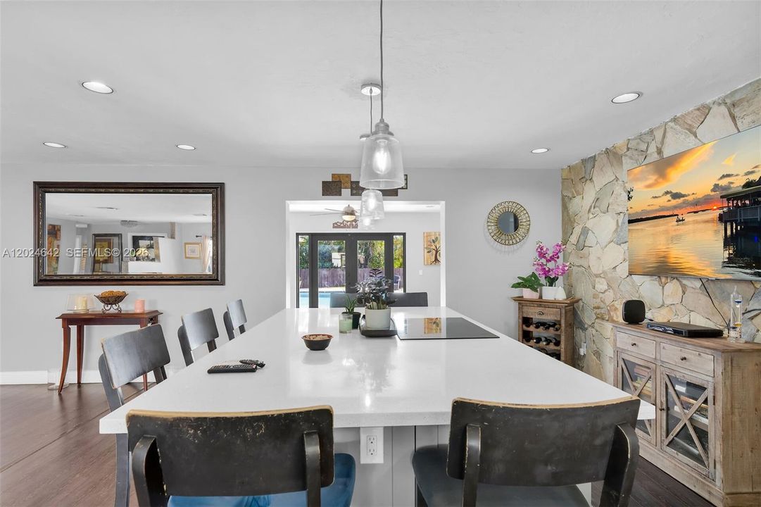 For Sale: $1,200,000 (4 beds, 4 baths, 3133 Square Feet)