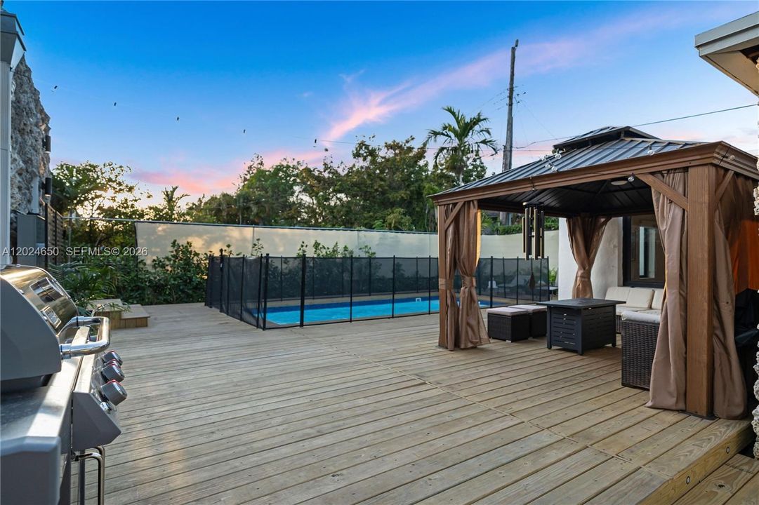 For Rent: $7,900 (4 beds, 3 baths, 1788 Square Feet)