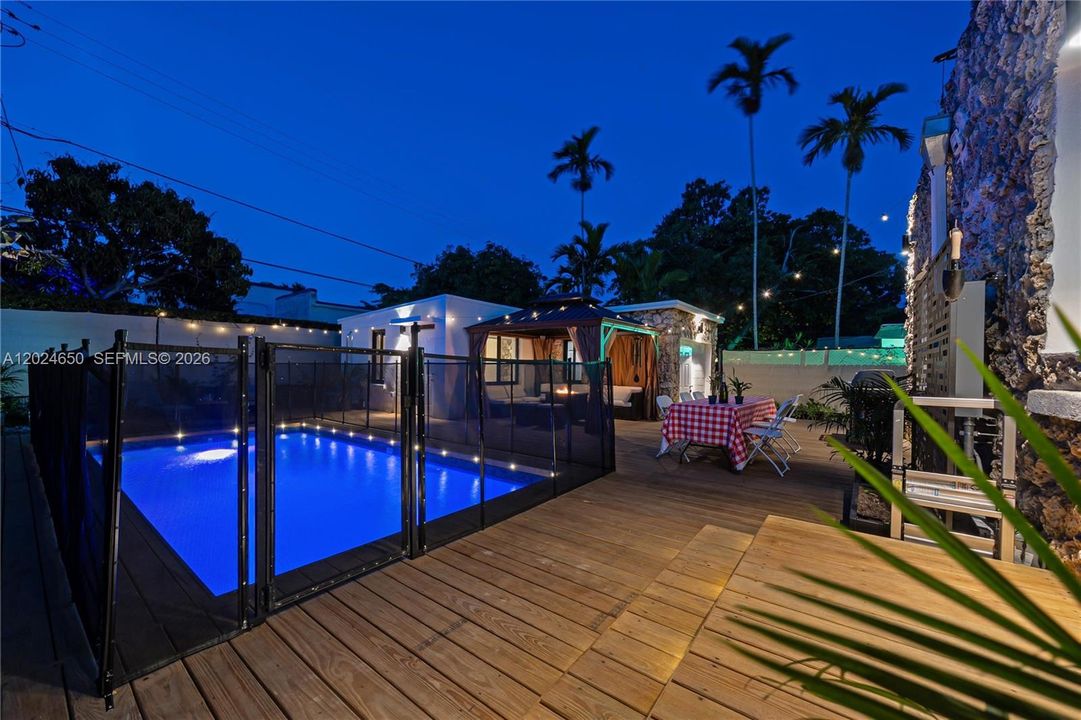 For Rent: $7,900 (4 beds, 3 baths, 1788 Square Feet)
