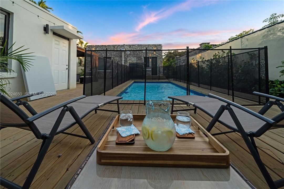 For Rent: $7,900 (4 beds, 3 baths, 1788 Square Feet)