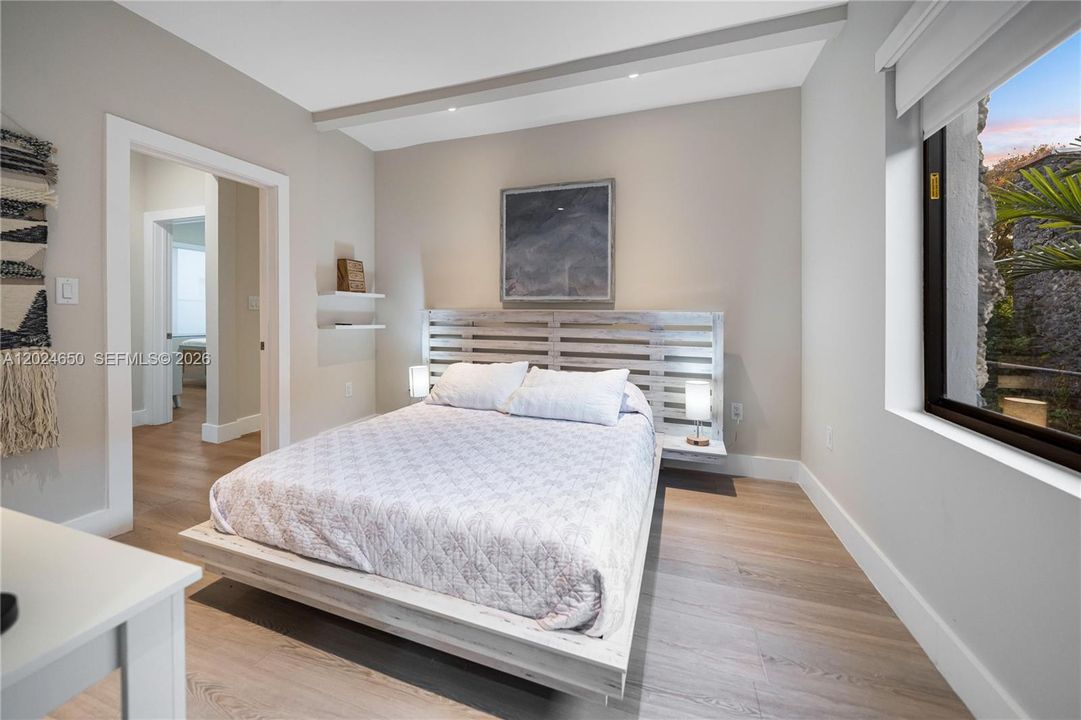 For Rent: $7,900 (4 beds, 3 baths, 1788 Square Feet)