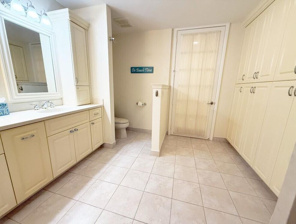 44-114 masterbath 2