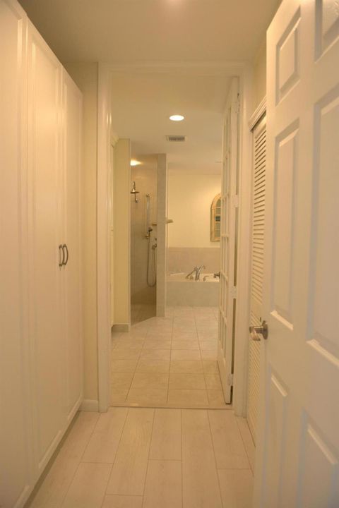 40-masterbath0