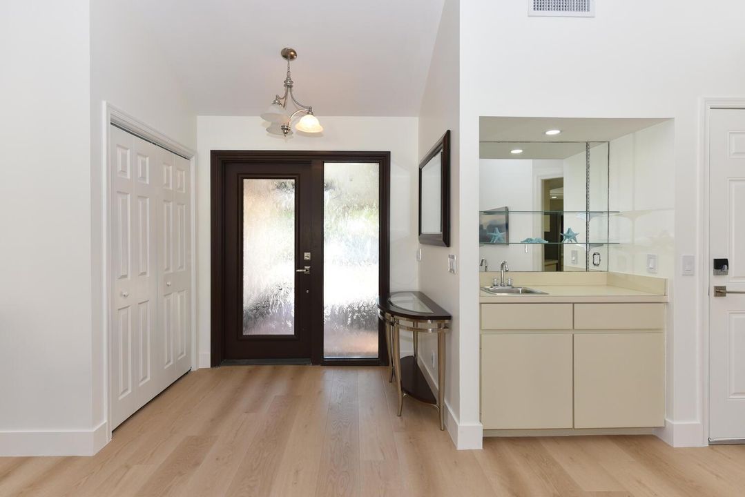 1469 Va Privada Jupiter FL-large-012-032