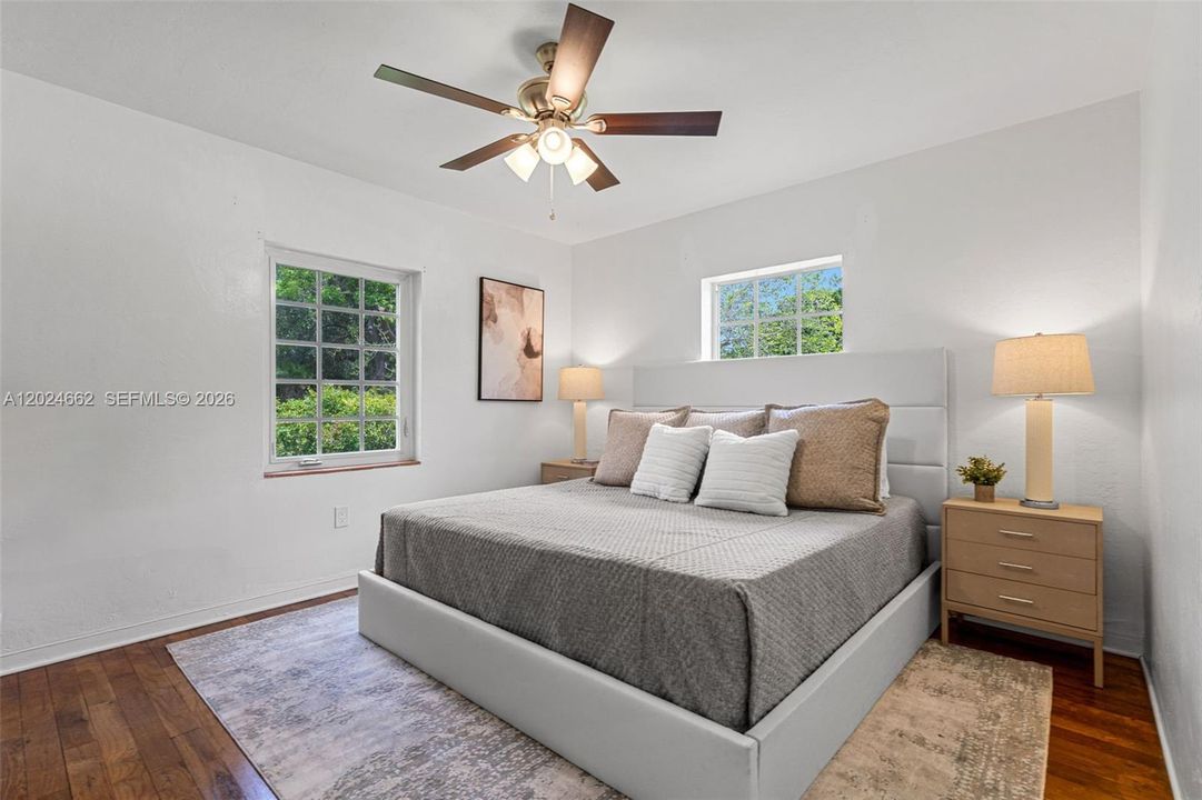 For Sale: $875,000 (4 beds, 2 baths, 1887 Square Feet)