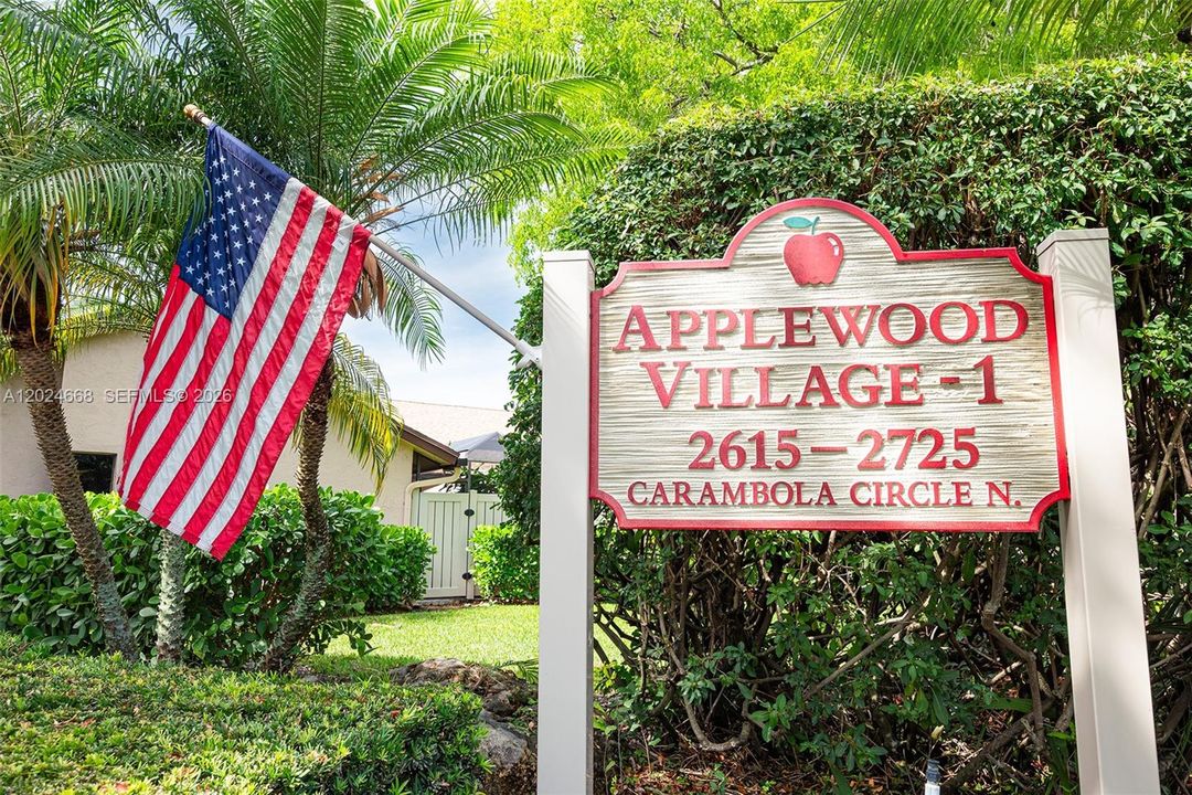 For Rent: $2,250 (2 beds, 2 baths, 978 Square Feet)