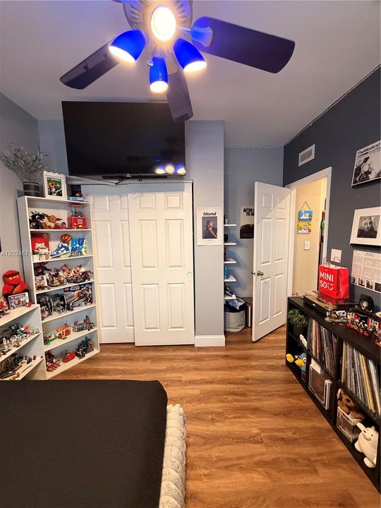 For Rent: $4,000 (4 beds, 3 baths, 2800 Square Feet)