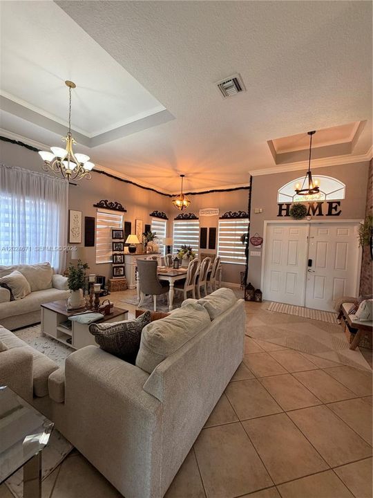 For Rent: $4,000 (4 beds, 3 baths, 2800 Square Feet)