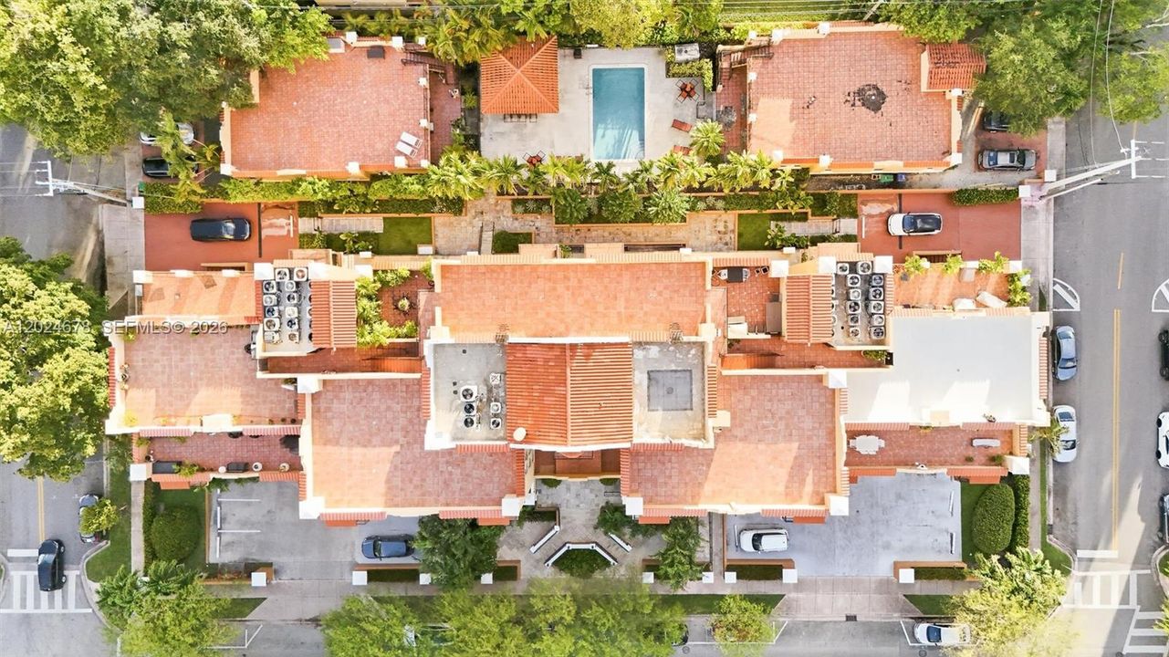 Activo con contrato: $7,000 (3 camas, 2 baños, 1380 Pies cuadrados)