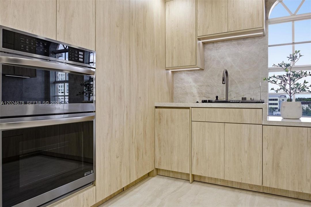 Activo con contrato: $7,000 (3 camas, 2 baños, 1380 Pies cuadrados)