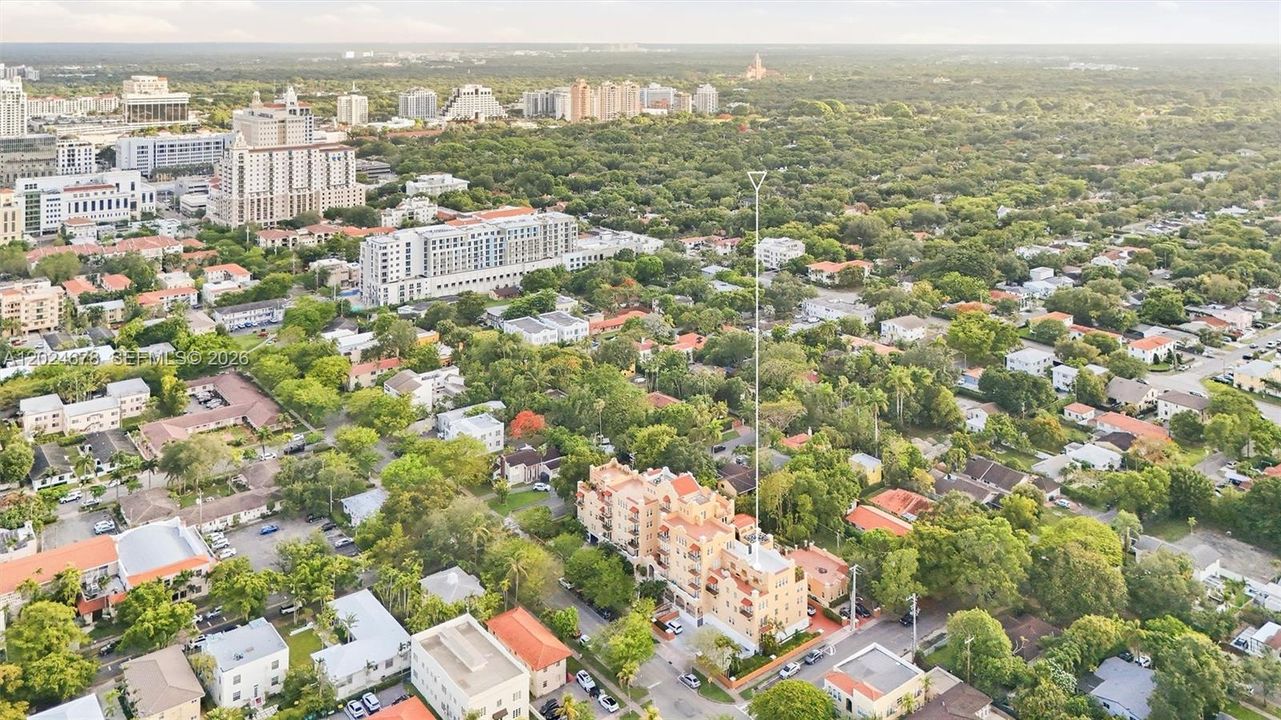 Activo con contrato: $7,000 (3 camas, 2 baños, 1380 Pies cuadrados)
