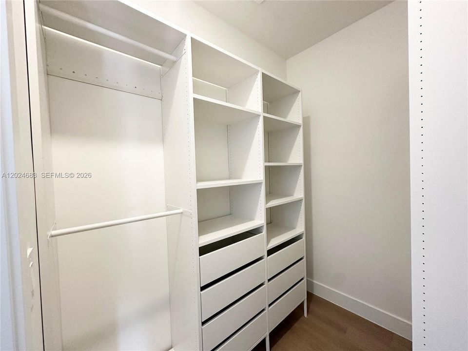 Недавно арендовано: $9,000 (5 спален, 4 ванн, 3719 Квадратных фут)