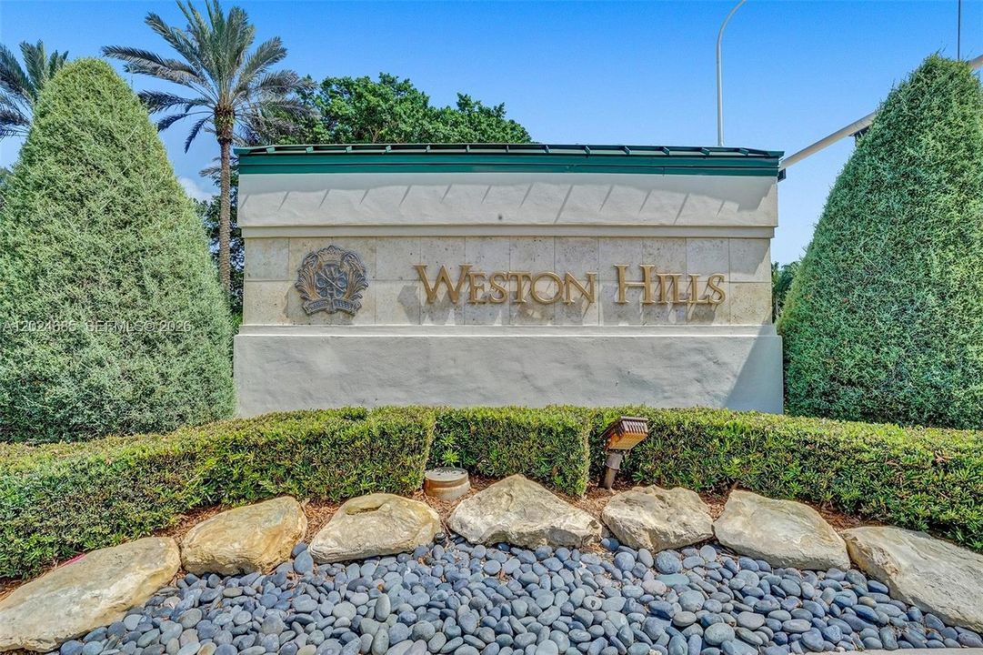 For Rent: $10,100 (5 beds, 4 baths, 3894 Square Feet)