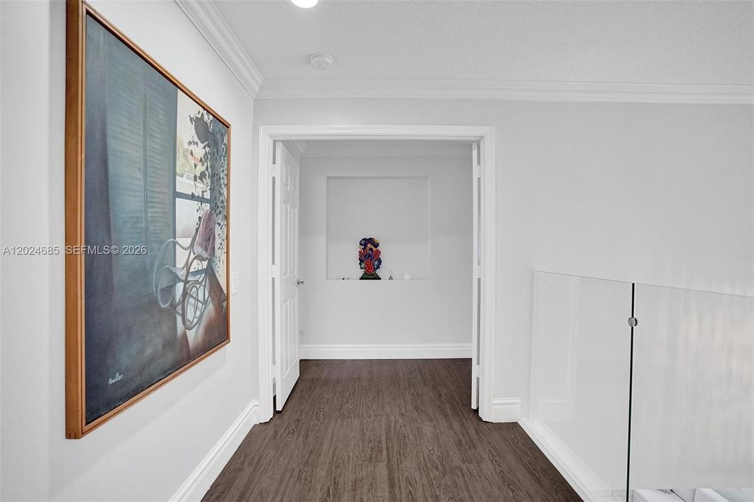 For Rent: $10,100 (5 beds, 4 baths, 3894 Square Feet)