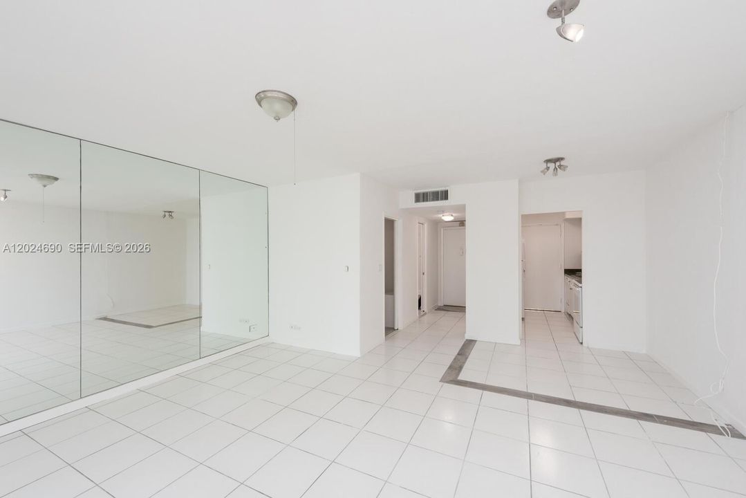 En Venta: $299,000 (0 camas, 1 baños, 480 Pies cuadrados)
