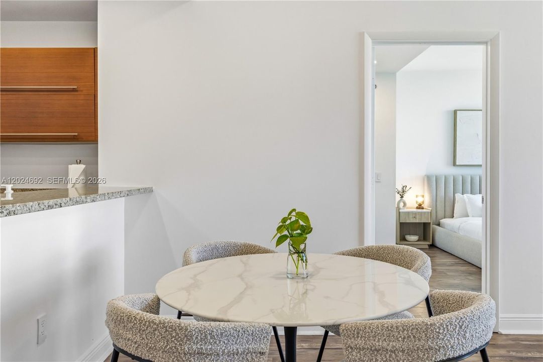 В аренду: $3,500 (3 спален, 2 ванн, 1271 Квадратных фут)