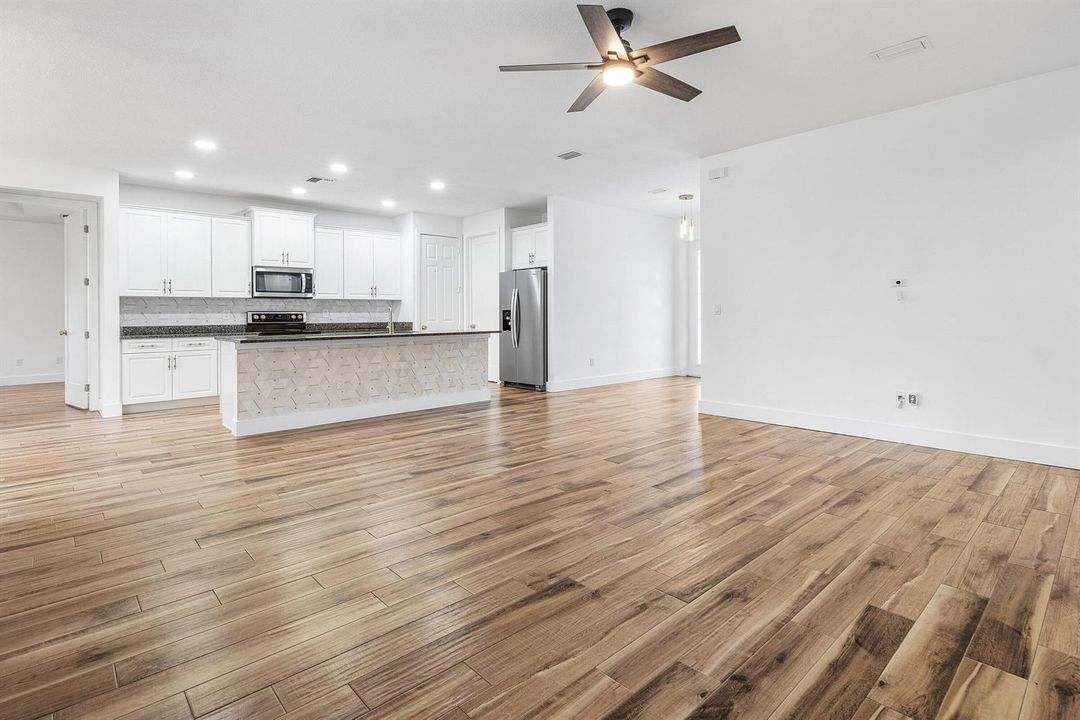 Kitchen/Living Room
