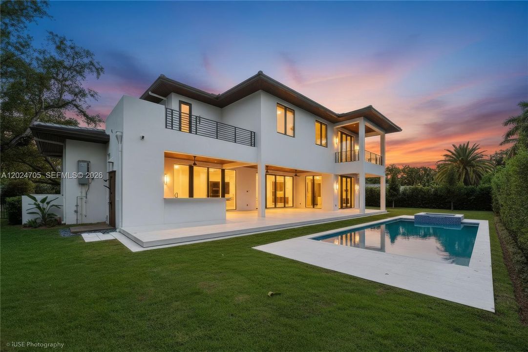 For Sale: $6,250,000 (6 beds, 5 baths, 5200 Square Feet)