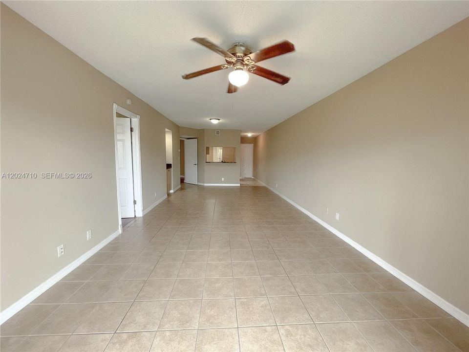 For Rent: $1,950 (2 beds, 2 baths, 1020 Square Feet)