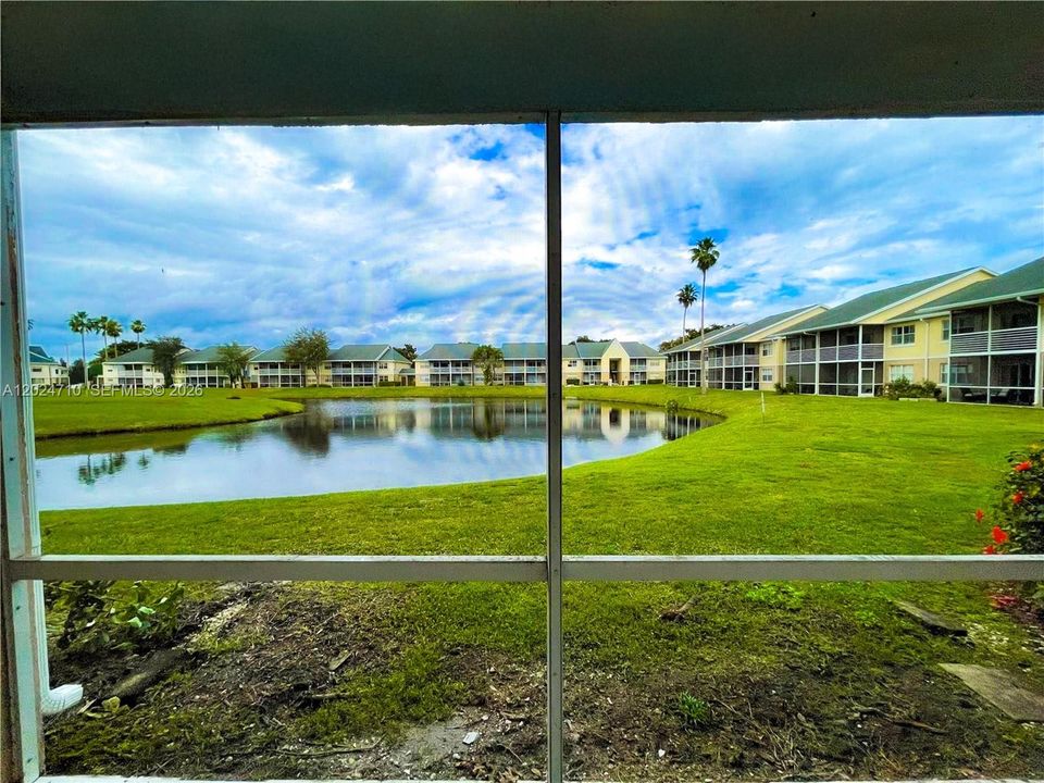 For Rent: $1,950 (2 beds, 2 baths, 1020 Square Feet)