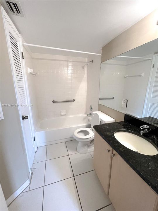 For Rent: $1,950 (2 beds, 2 baths, 1020 Square Feet)