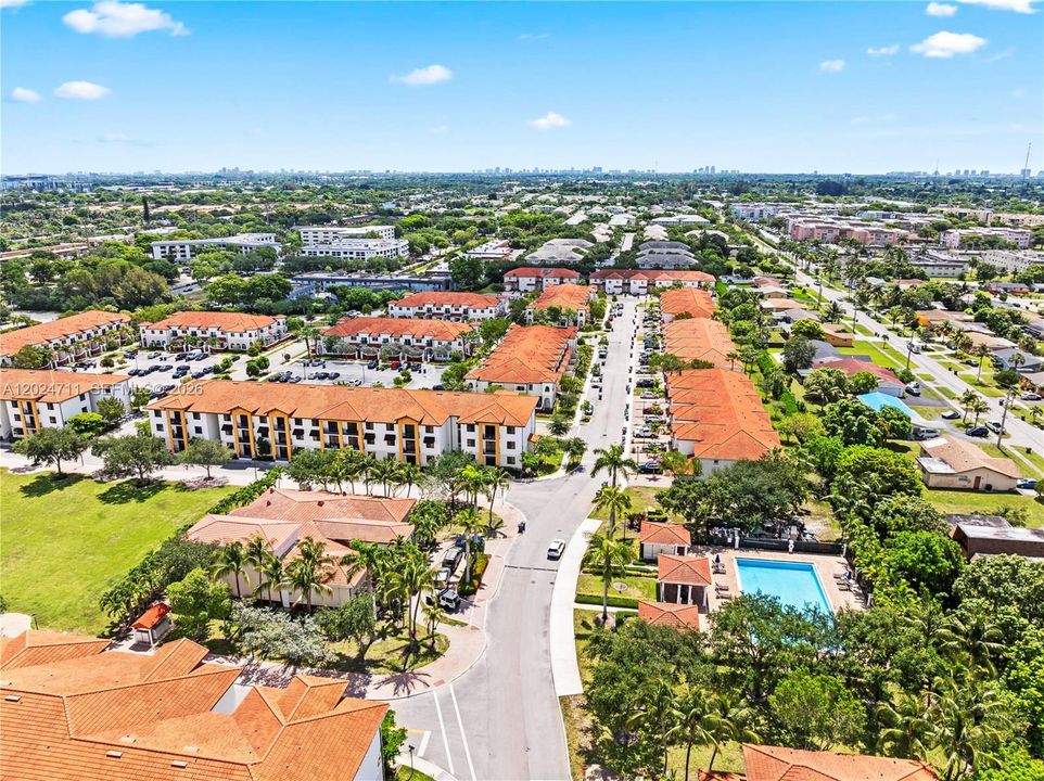 En Venta: $325,000 (2 camas, 2 baños, 1104 Pies cuadrados)
