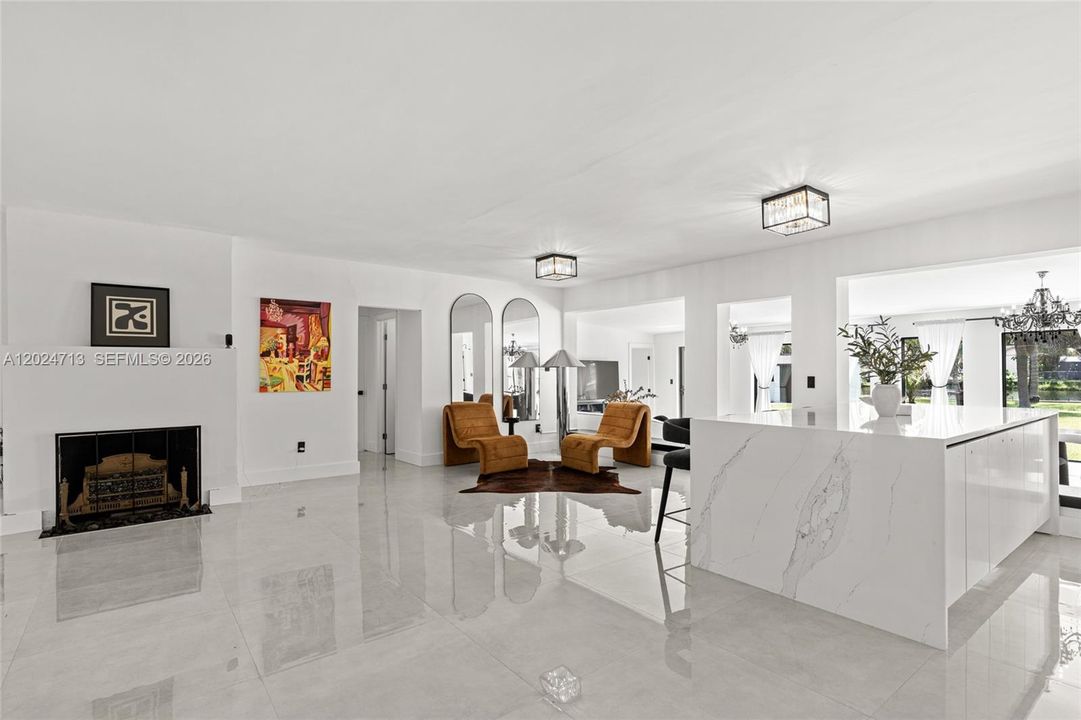 For Sale: $2,150,000 (6 beds, 5 baths, 3633 Square Feet)