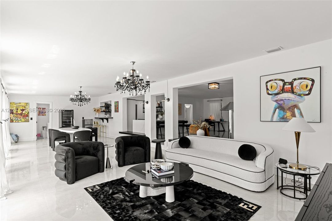 For Sale: $2,150,000 (6 beds, 5 baths, 3633 Square Feet)
