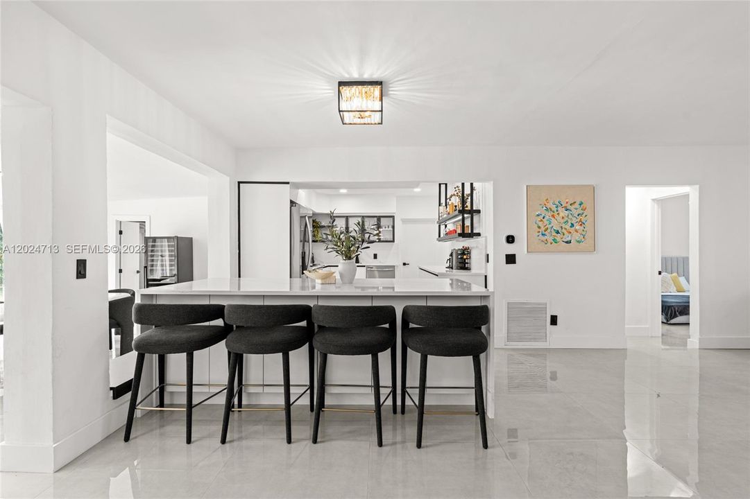 For Sale: $2,150,000 (6 beds, 5 baths, 3633 Square Feet)