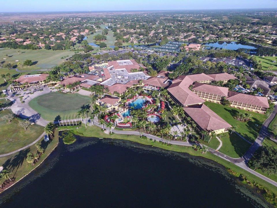 83-web-or-mls-PGA National Clubhouse-5
