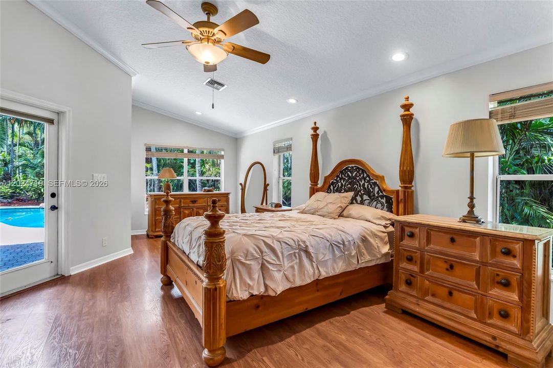 For Sale: $1,300,000 (4 beds, 3 baths, 2772 Square Feet)