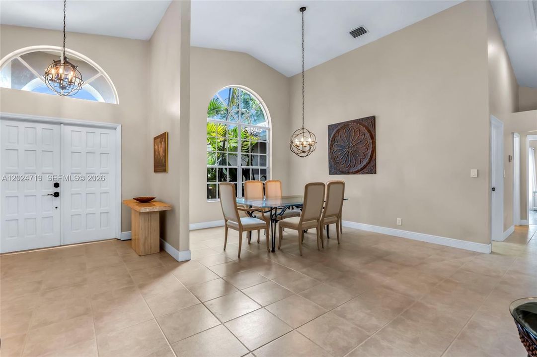 For Sale: $1,300,000 (4 beds, 3 baths, 2772 Square Feet)