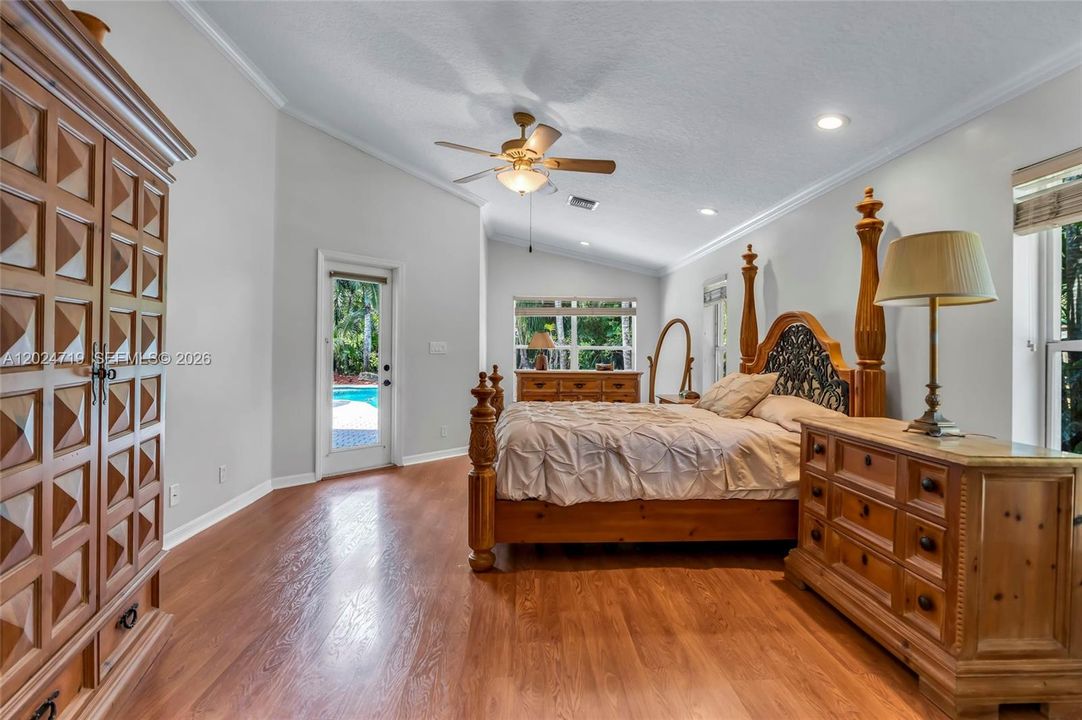 For Sale: $1,300,000 (4 beds, 3 baths, 2772 Square Feet)