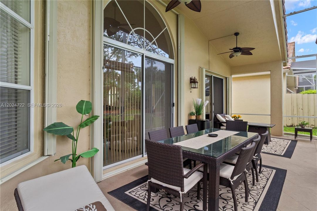 For Sale: $600,000 (3 beds, 2 baths, 2018 Square Feet)