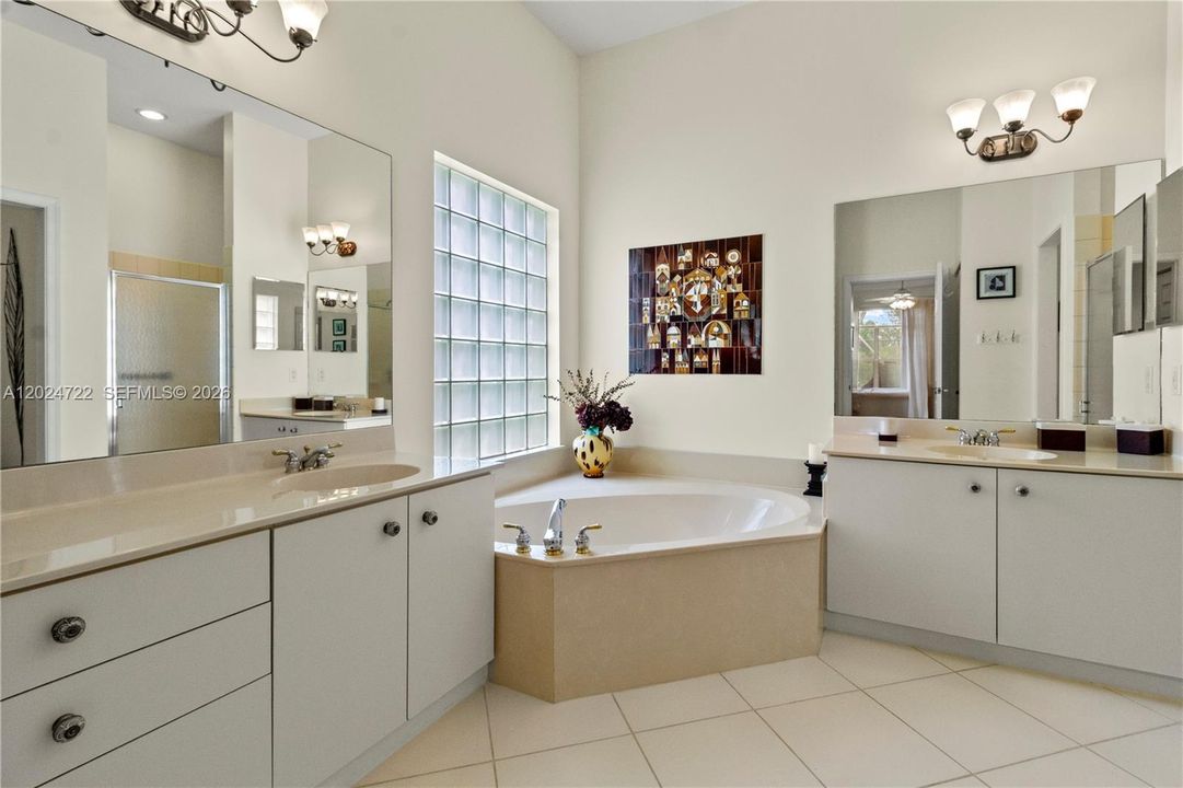 For Sale: $600,000 (3 beds, 2 baths, 2018 Square Feet)