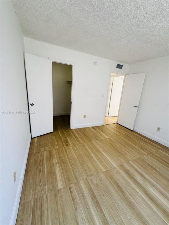 В аренду: $1,990 (2 спален, 2 ванн, 1036 Квадратных фут)