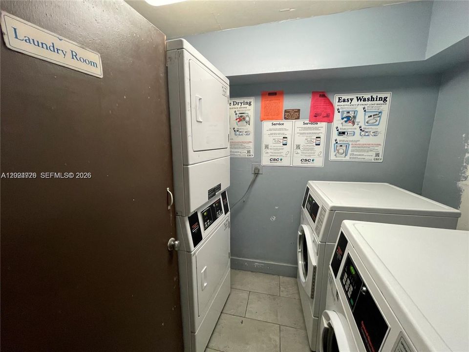 В аренду: $1,990 (2 спален, 2 ванн, 1036 Квадратных фут)