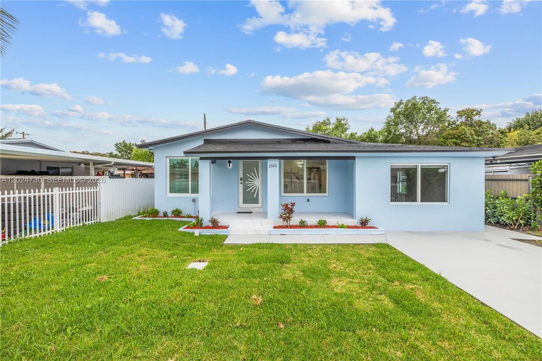En Venta: $620,000 (4 camas, 3 baños, 1364 Pies cuadrados)