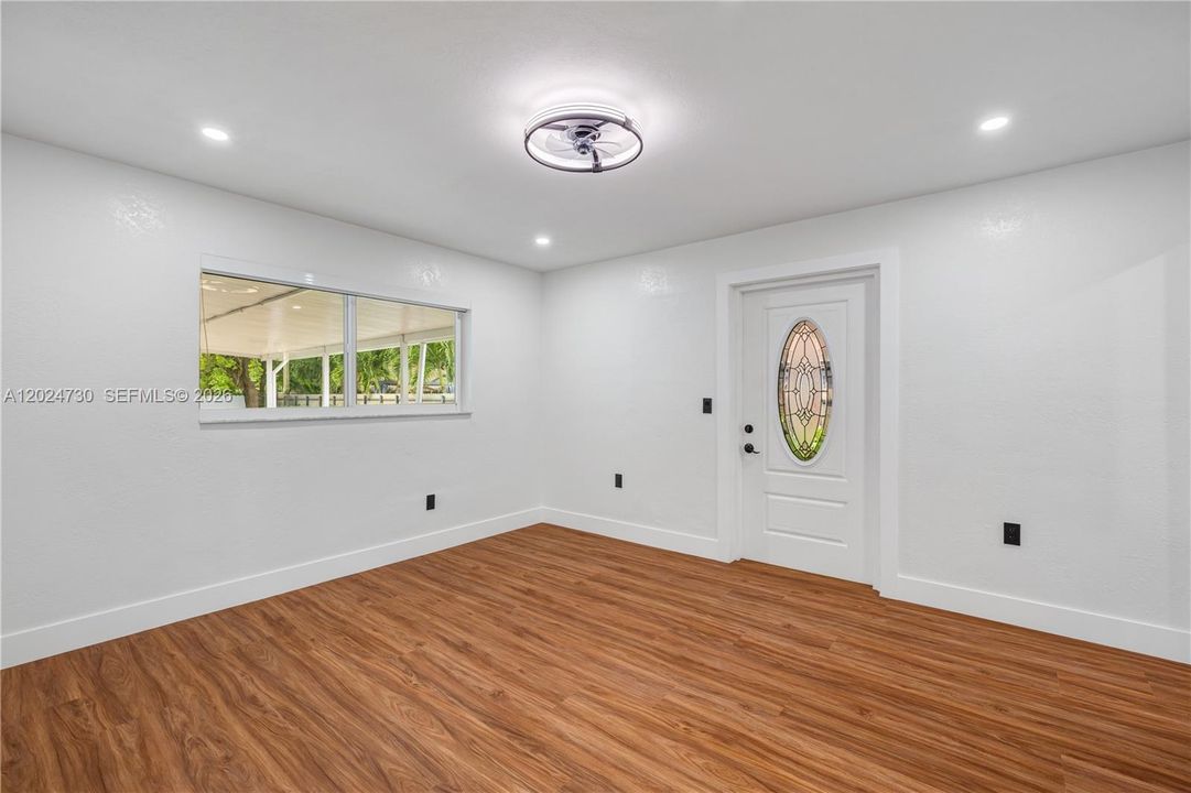 2 (Master Bedroom)