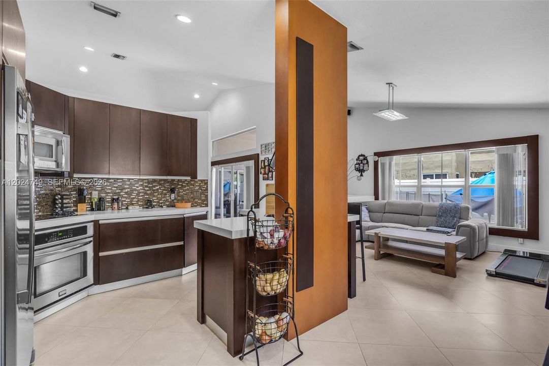 For Sale: $950,000 (4 beds, 2 baths, 2004 Square Feet)