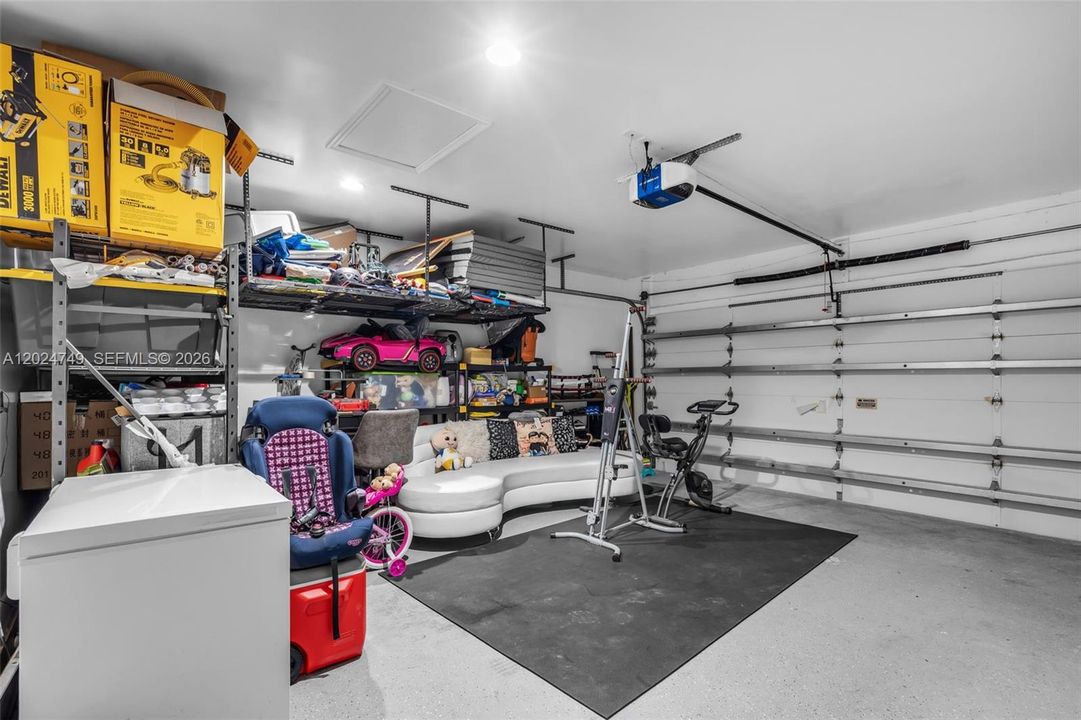 For Sale: $950,000 (4 beds, 2 baths, 2004 Square Feet)