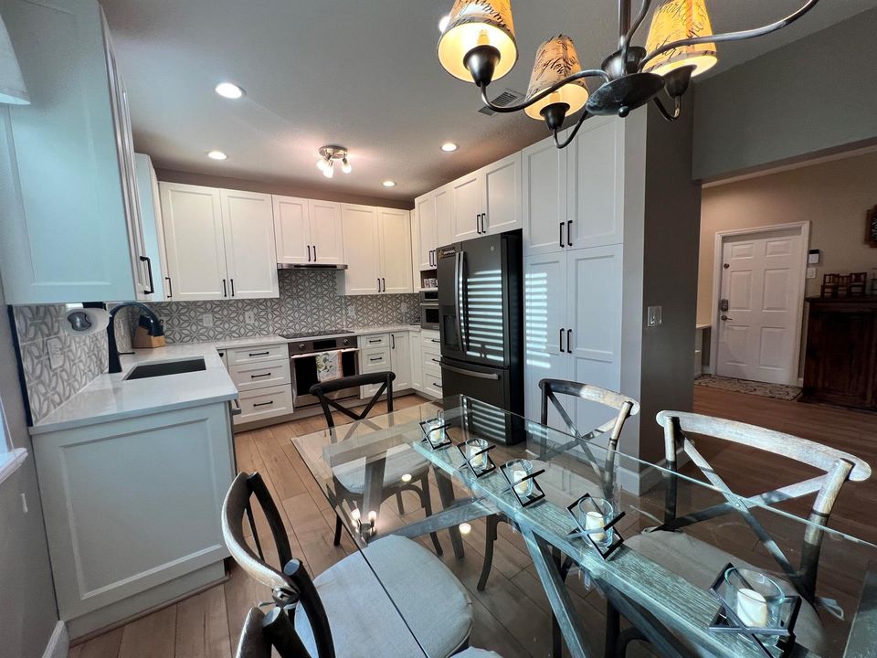 Dining/Kitchen