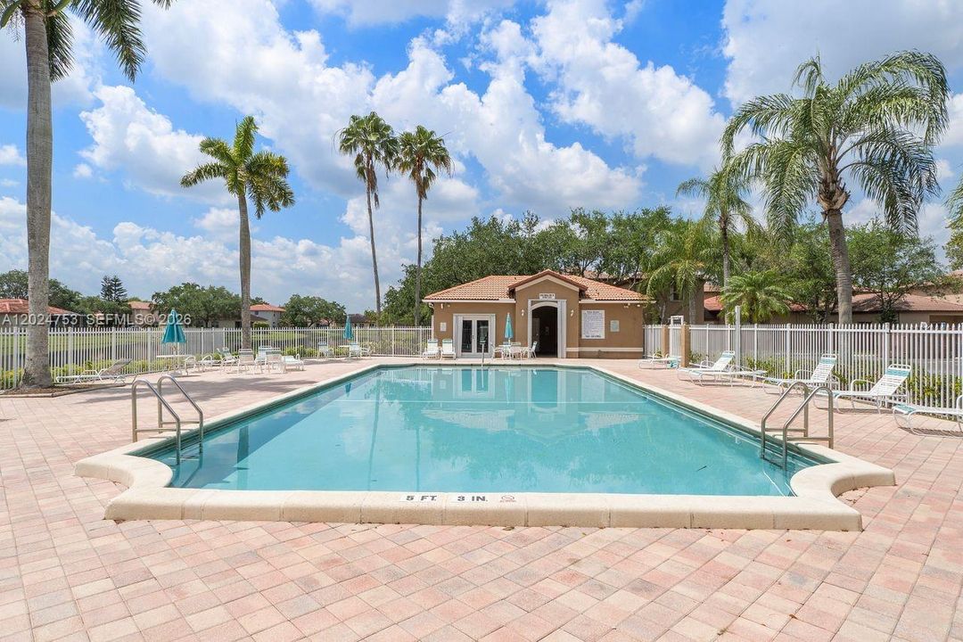 For Sale: $495,000 (3 beds, 2 baths, 1534 Square Feet)