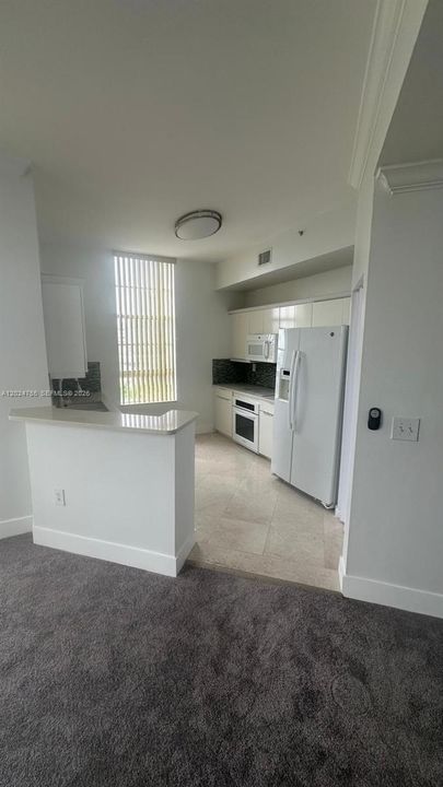 В аренду: $2,850 (2 спален, 2 ванн, 1083 Квадратных фут)