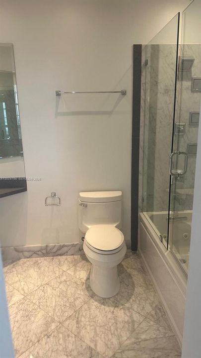 В аренду: $2,850 (2 спален, 2 ванн, 1083 Квадратных фут)