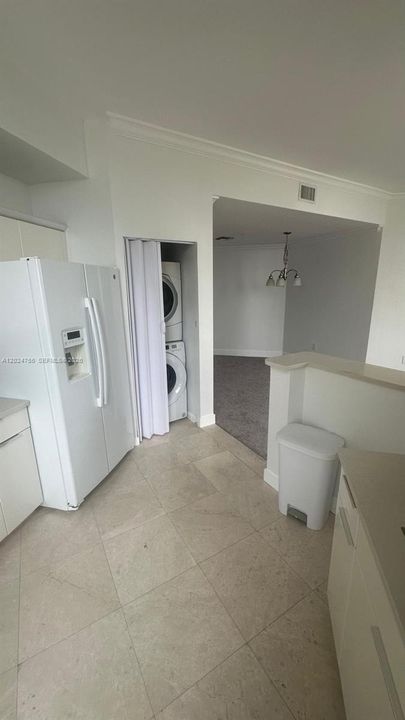 В аренду: $2,850 (2 спален, 2 ванн, 1083 Квадратных фут)