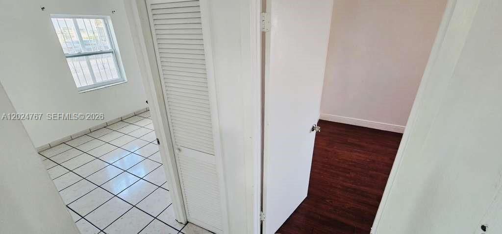 В аренду: $2,200 (2 спален, 1 ванн, 813 Квадратных фут)
