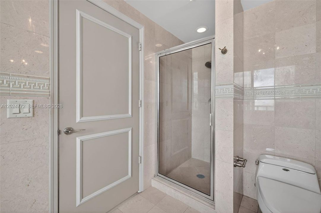 For Sale: $2,900,000 (4 beds, 5 baths, 3906 Square Feet)