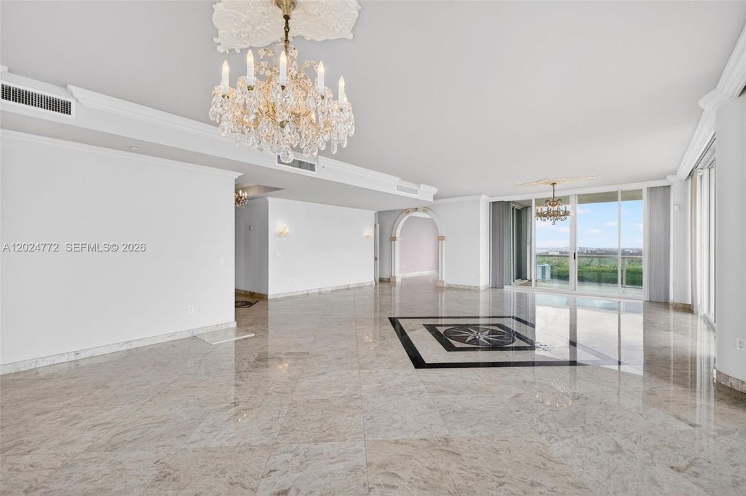 For Sale: $2,900,000 (4 beds, 5 baths, 3906 Square Feet)