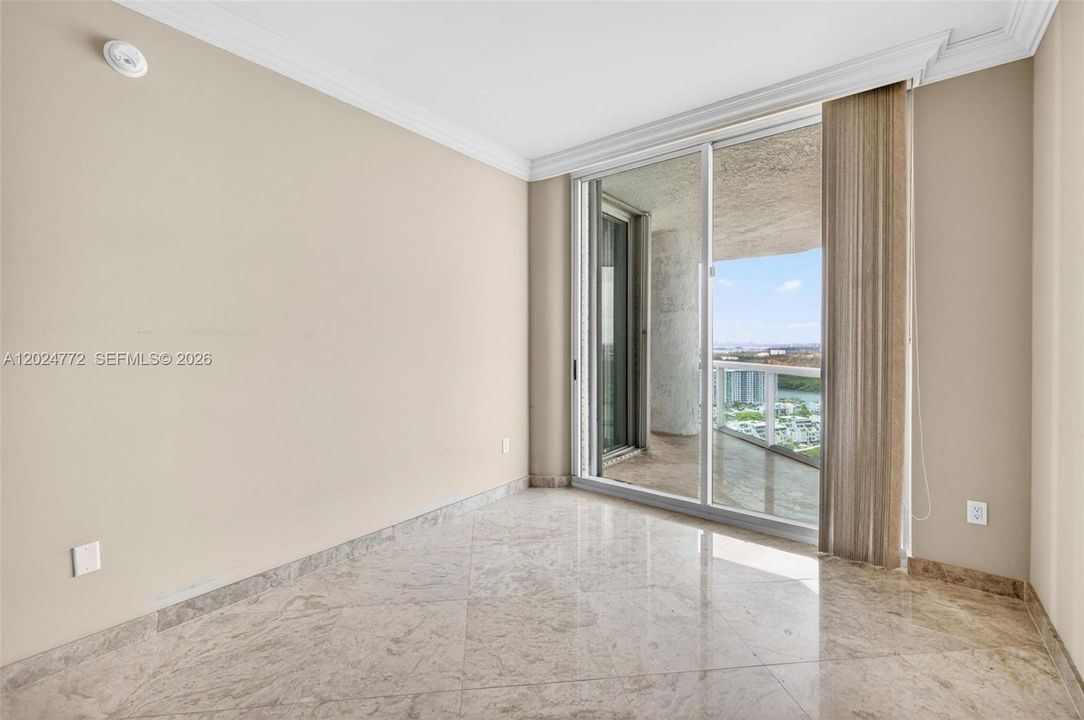 For Sale: $2,900,000 (4 beds, 5 baths, 3906 Square Feet)